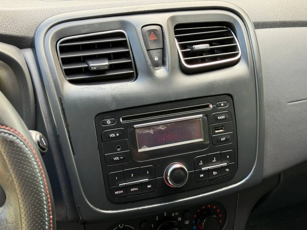Renault Logan MCV 2013