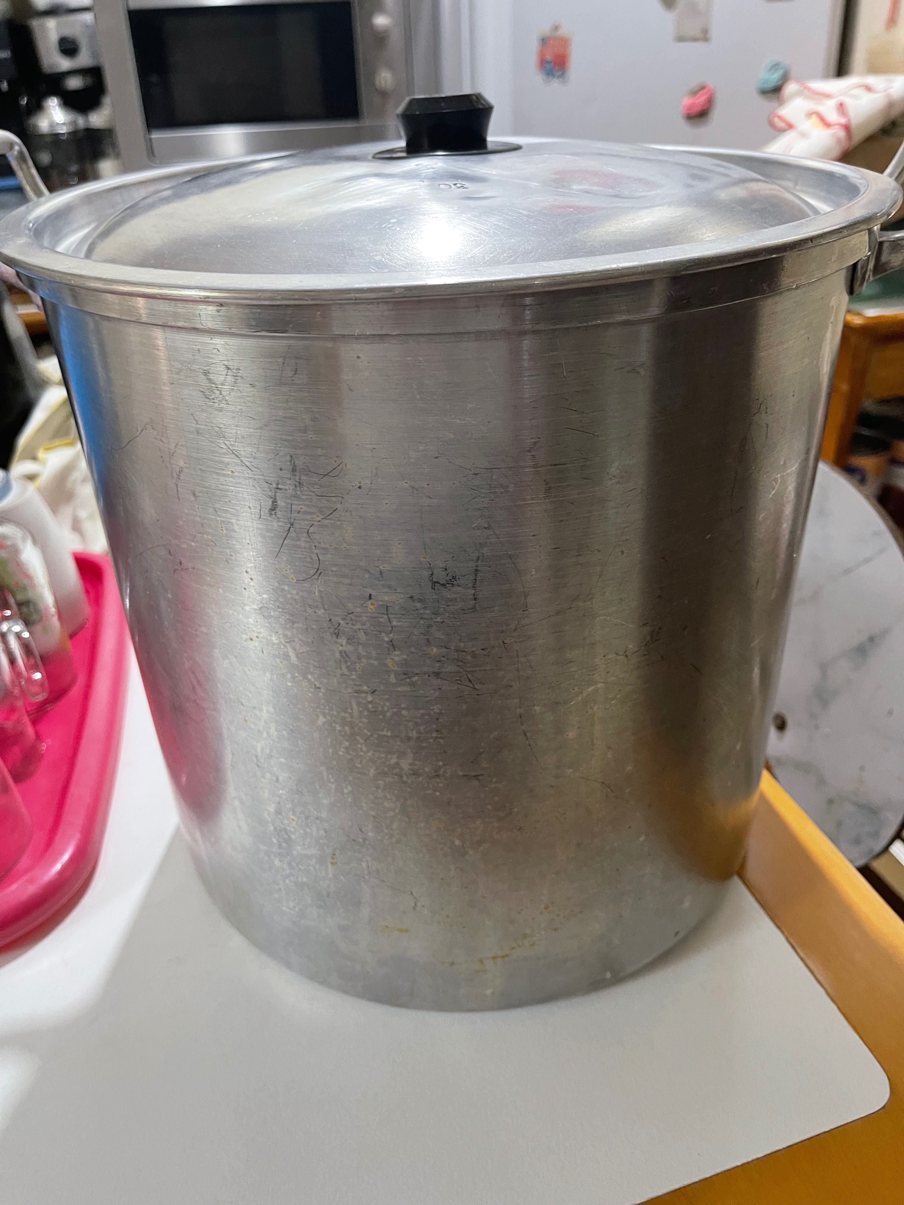 Panela alta e grande 33x30