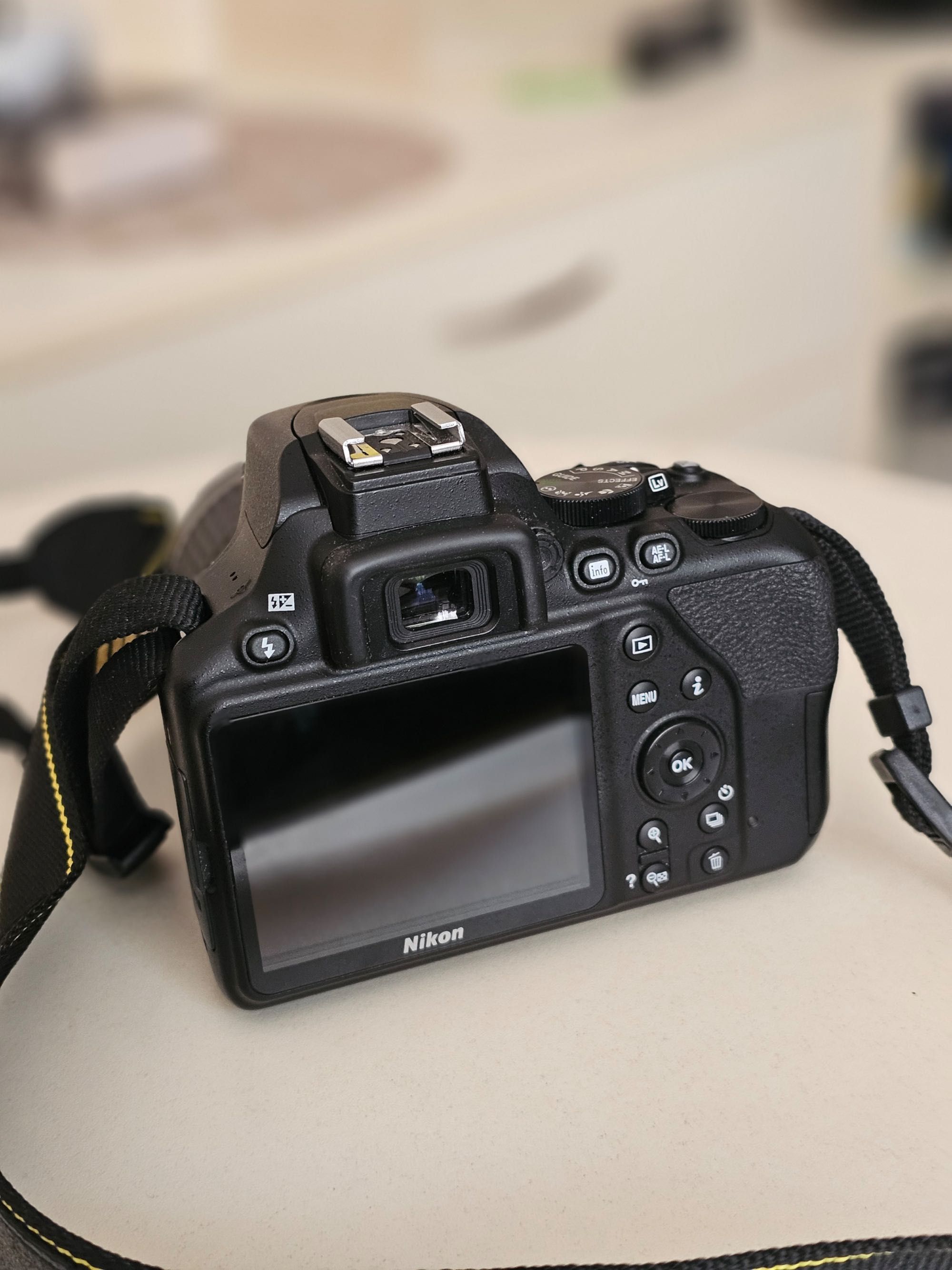 Фотоапарат Nikon D3500 + Nikkor 18-55mm + сумка