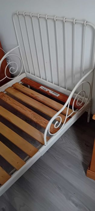 Cama extensivel IKEA