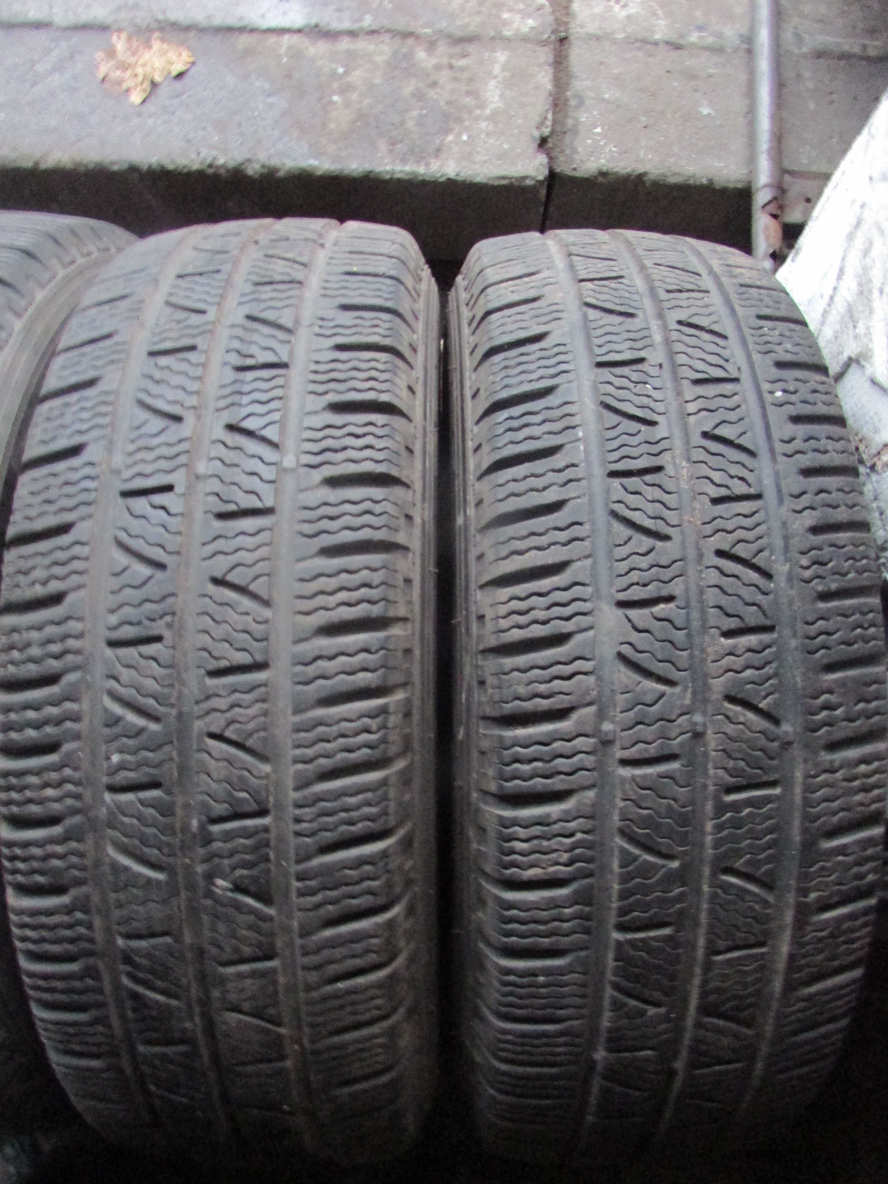 205/65/R16C Pirelli Carrier Winter комплект гуми