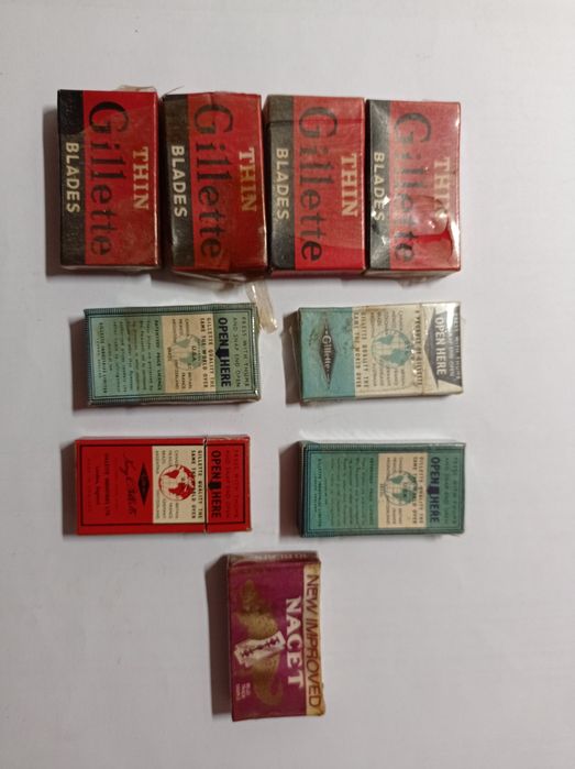 Lote de equipamentos de barbear - navalhas, lâminas e afiador