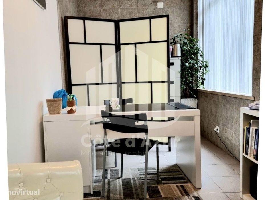 Loja em Santana - Sesimbra