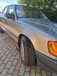 Mercedes W124 230E wąska listwa