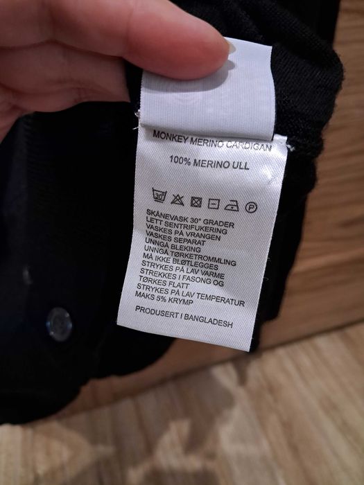 Sweter na guziki, lekka wełna 100% merino/merynos, r. L-XL