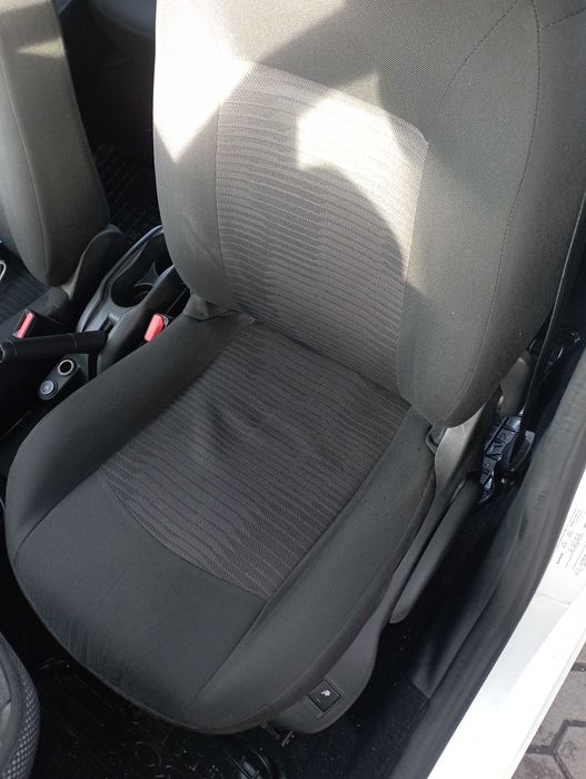 Продається Peugeot 301, 1,2 газ/бензин , мех КПП , пробіг 275 тис.