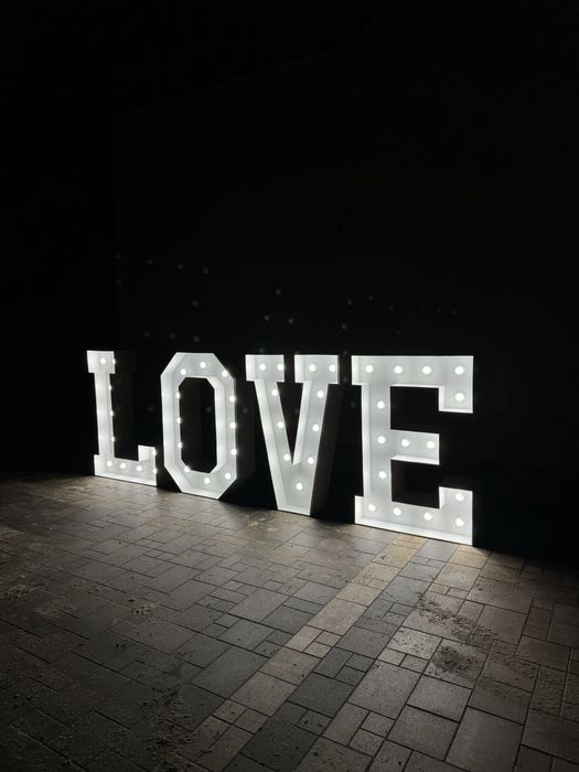 Napis podświetlany Love / wynajem na ślub, wesele, impreza