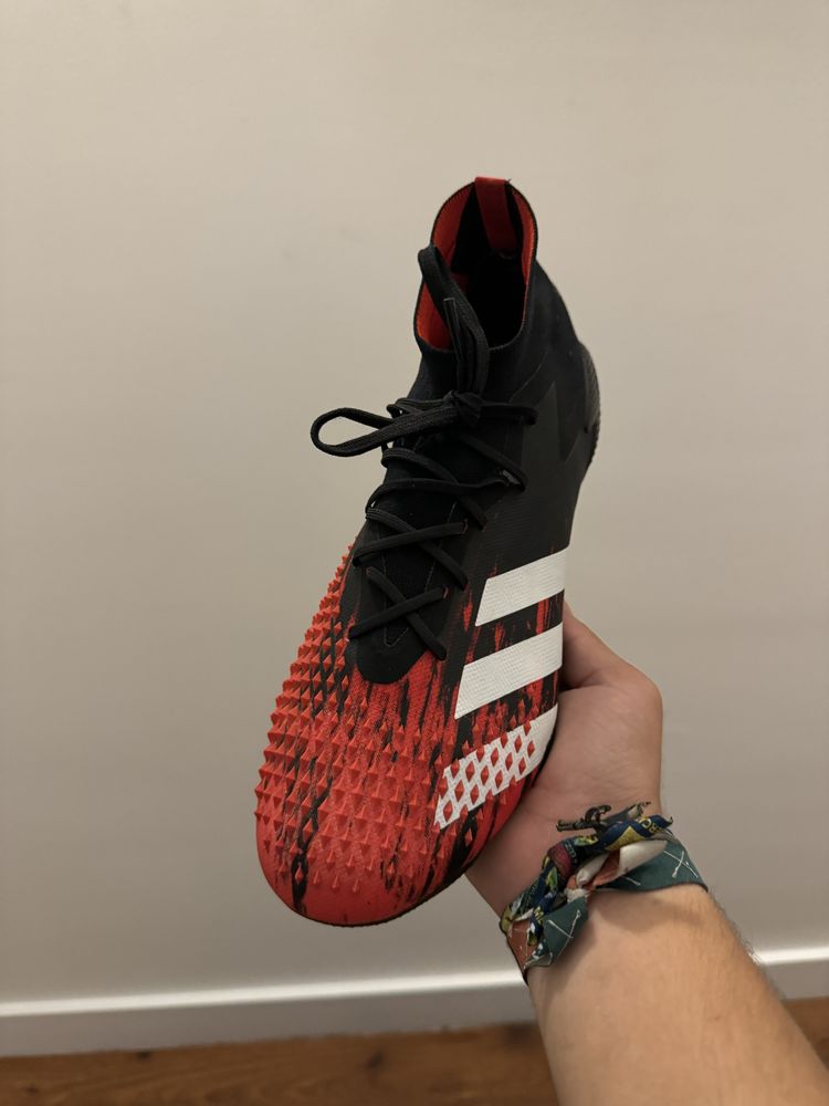 Chuteiras Adidas predator