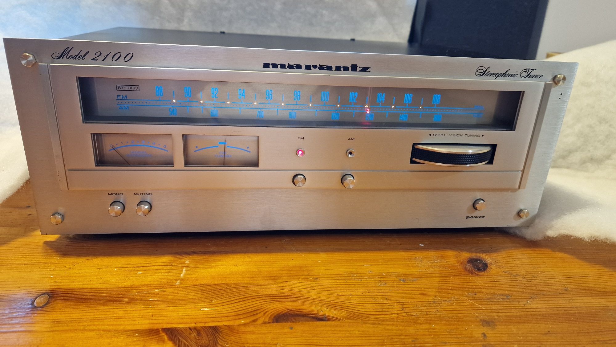 Marantz  model 2100