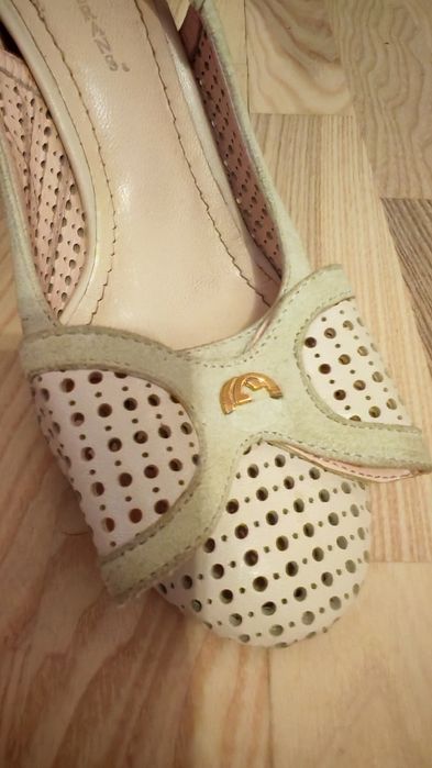 Продам женские босоножки (лето)