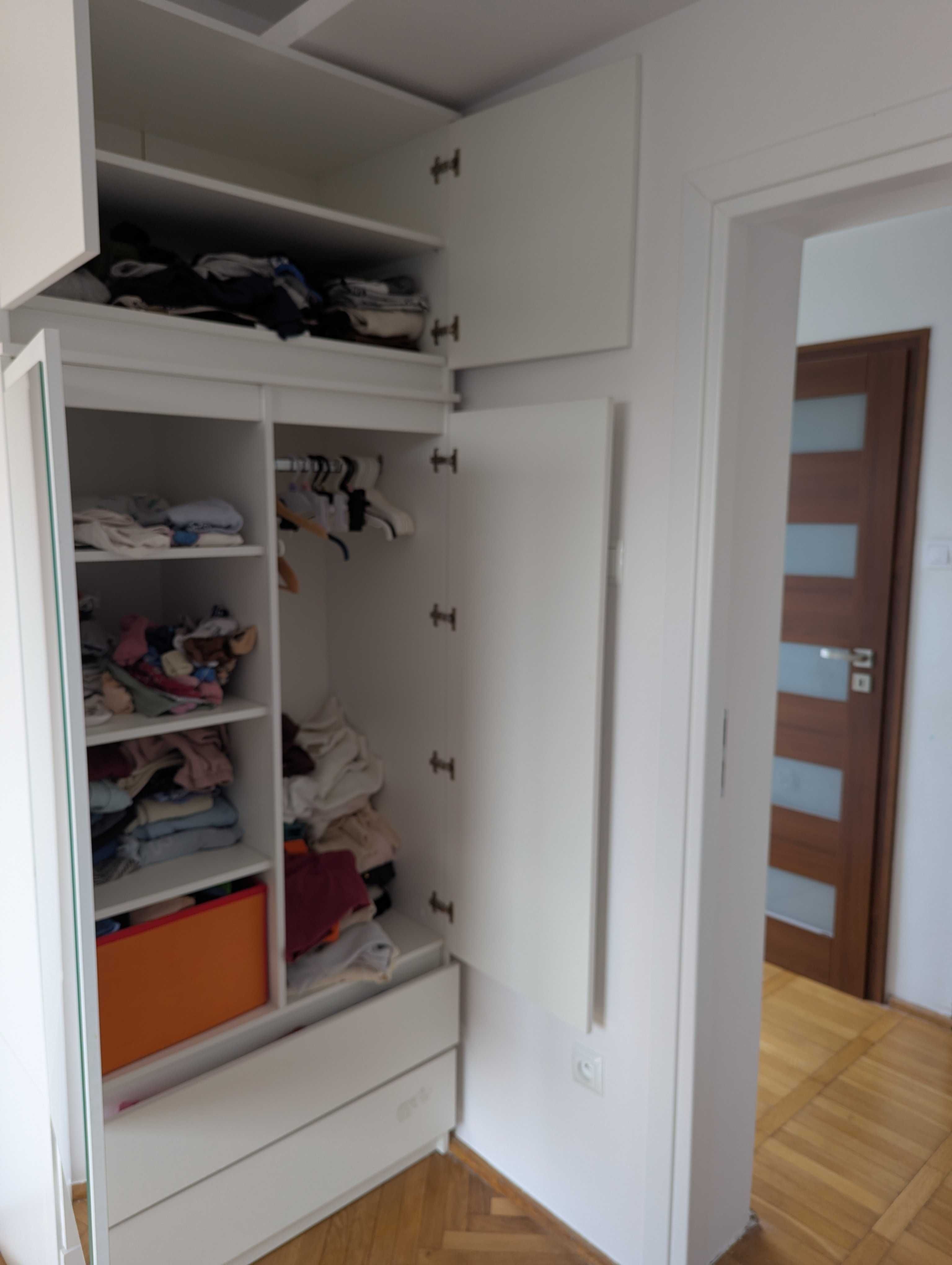 Szafa w dobrym stanie pojemna 235x90x50