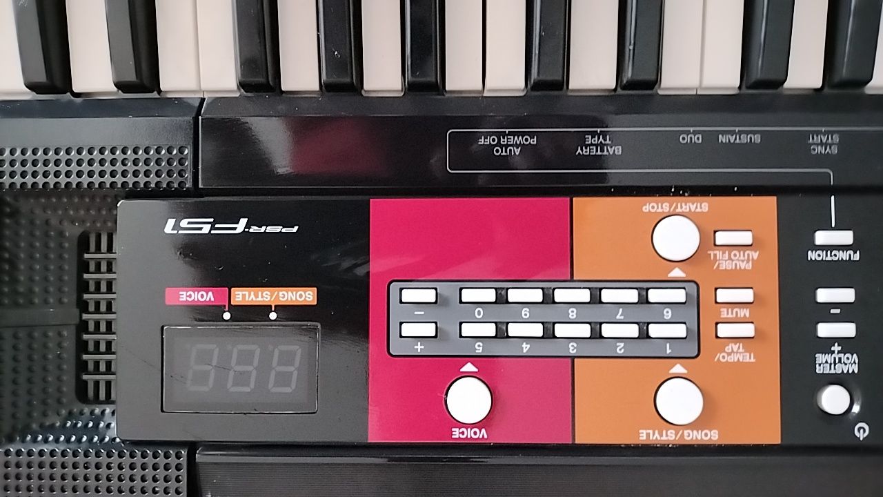 Piano eletrónico Yamaha