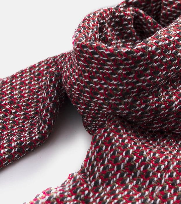 Czerwony szalik Aria