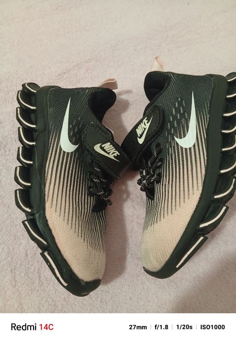 Vendo tênis Nike infantil