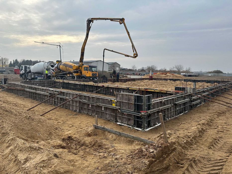 Szalunek elementy tracone szalunku rurki dystanse korki stożki inne