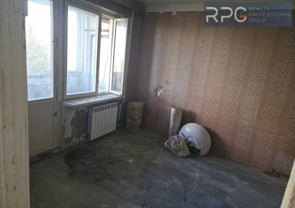 Продам 3-кімнатну квартиру ГОТОВУ ДО РЕМОНТУ бул. Миколи Руденка 19 ая
