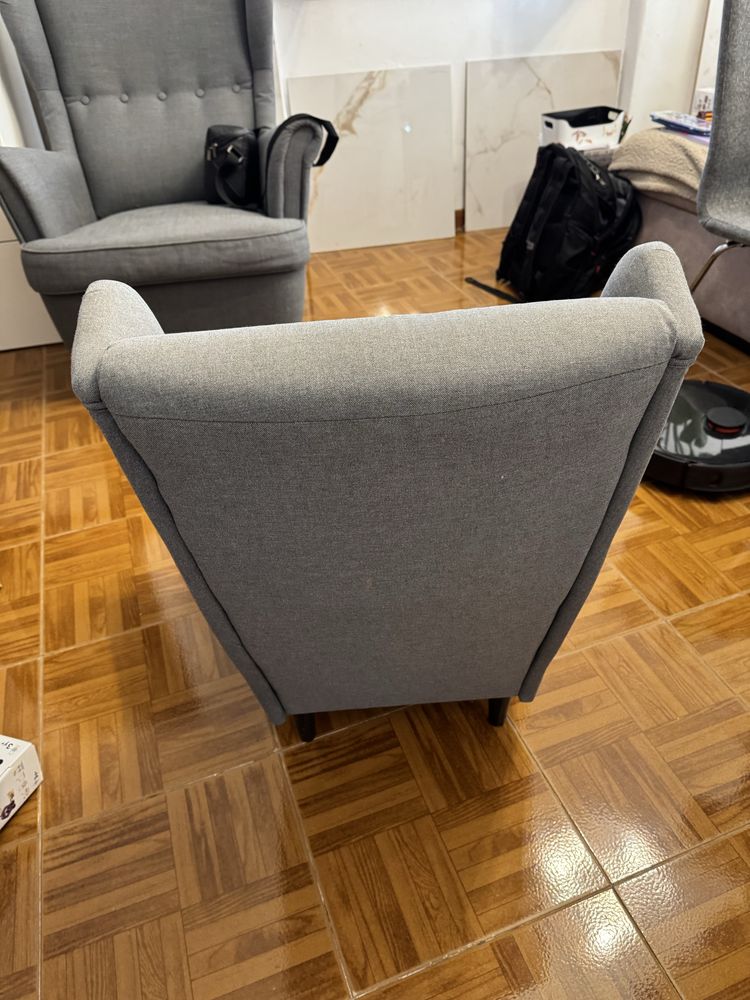 Poltrona criança modelo STRANDMON di Ikea