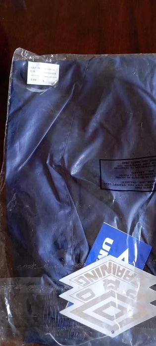 Calça clássica impermeável Umbro L Novas