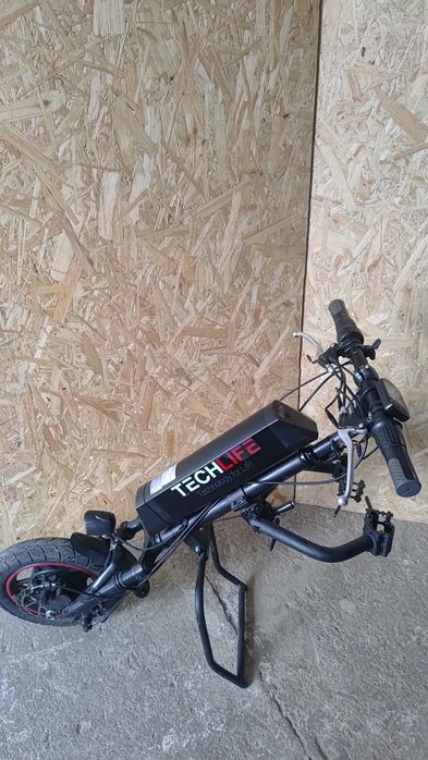 Przystawka elektryczna do wózka inwalidzkiego. Dodatkowa bateria