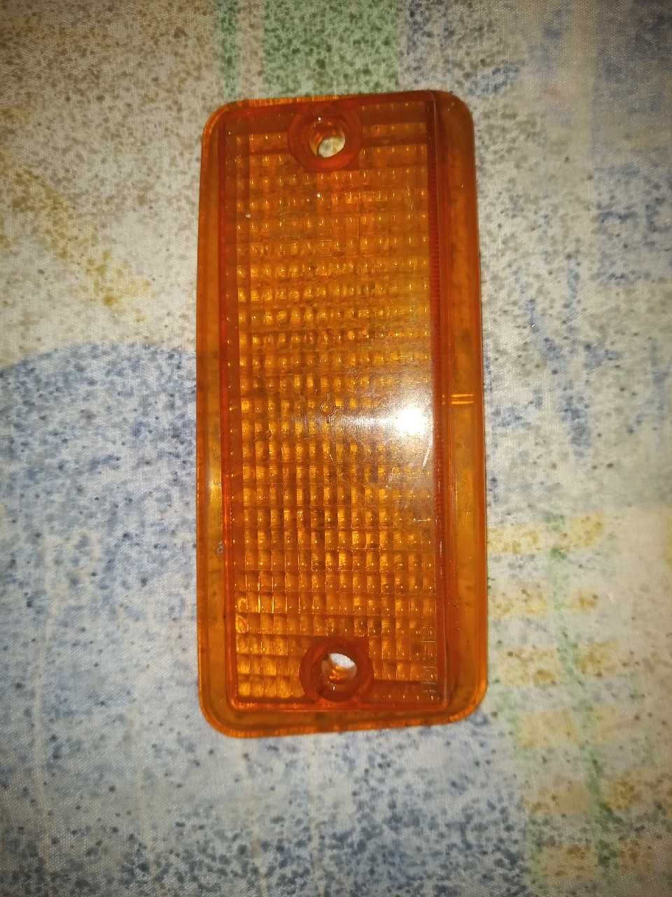 Klosze lamp kierunkowskazów przednich Fiat126
