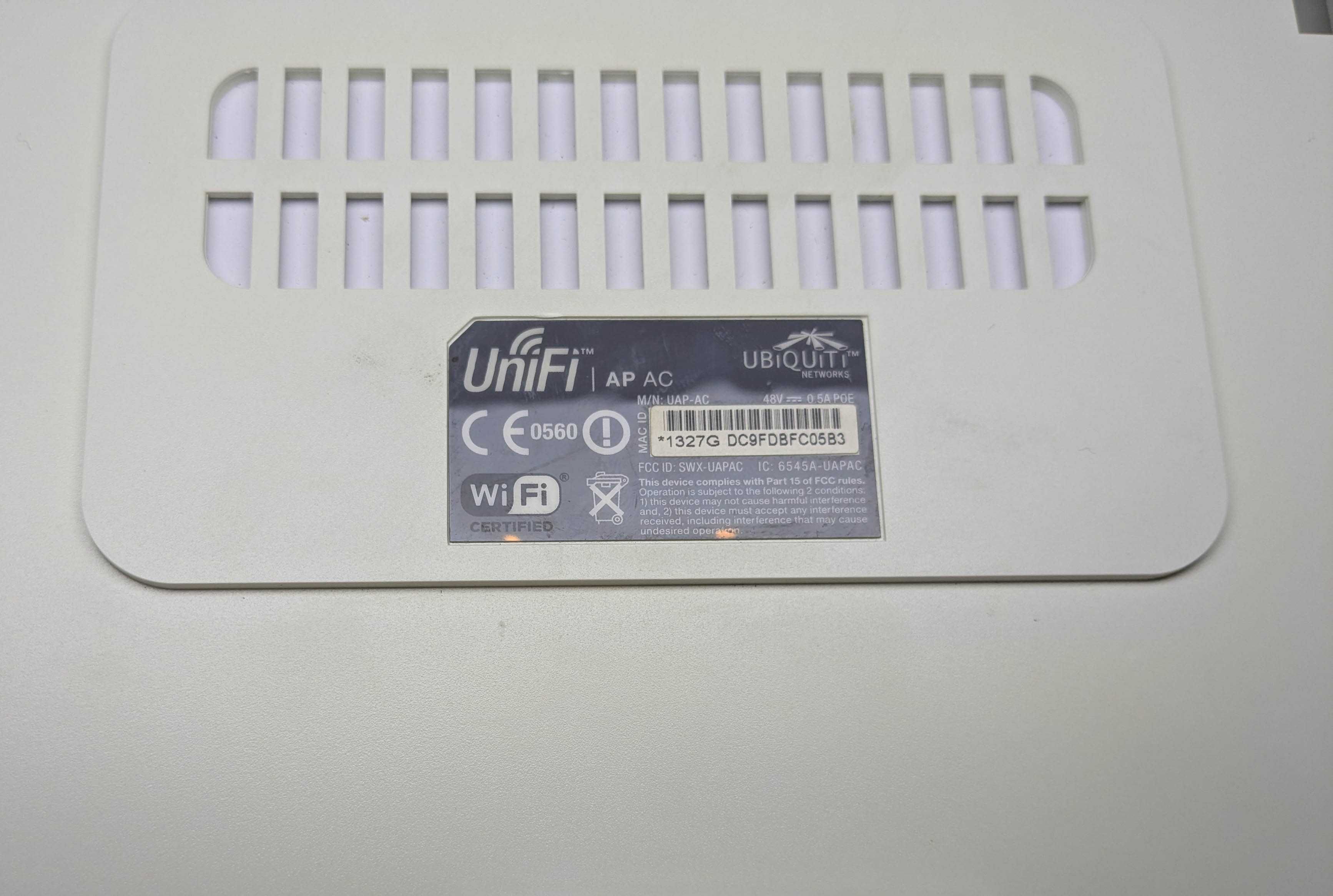 Точка доступа Unifi (UAP-AC-PRO/UAP-AC)