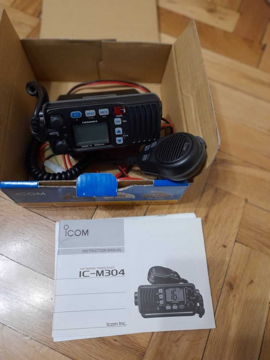 Icom IC-M304 морская бортовая радиостанция УКВ диапазона