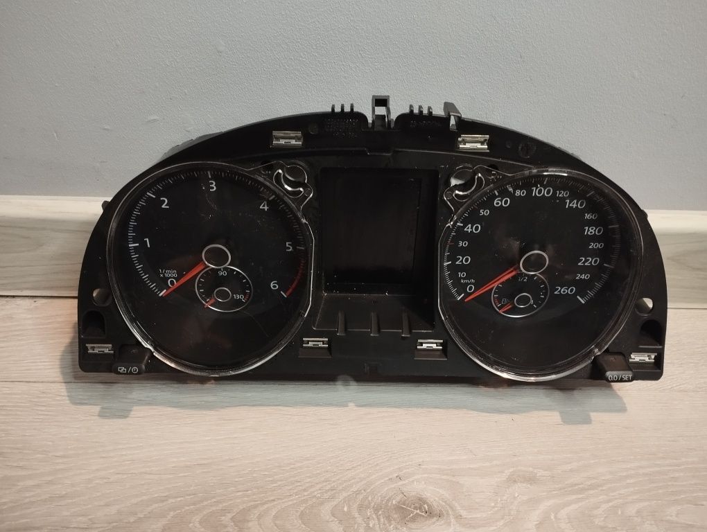 Licznik prędkościomierz zegar Passat 3AA920871D ]30ovoko