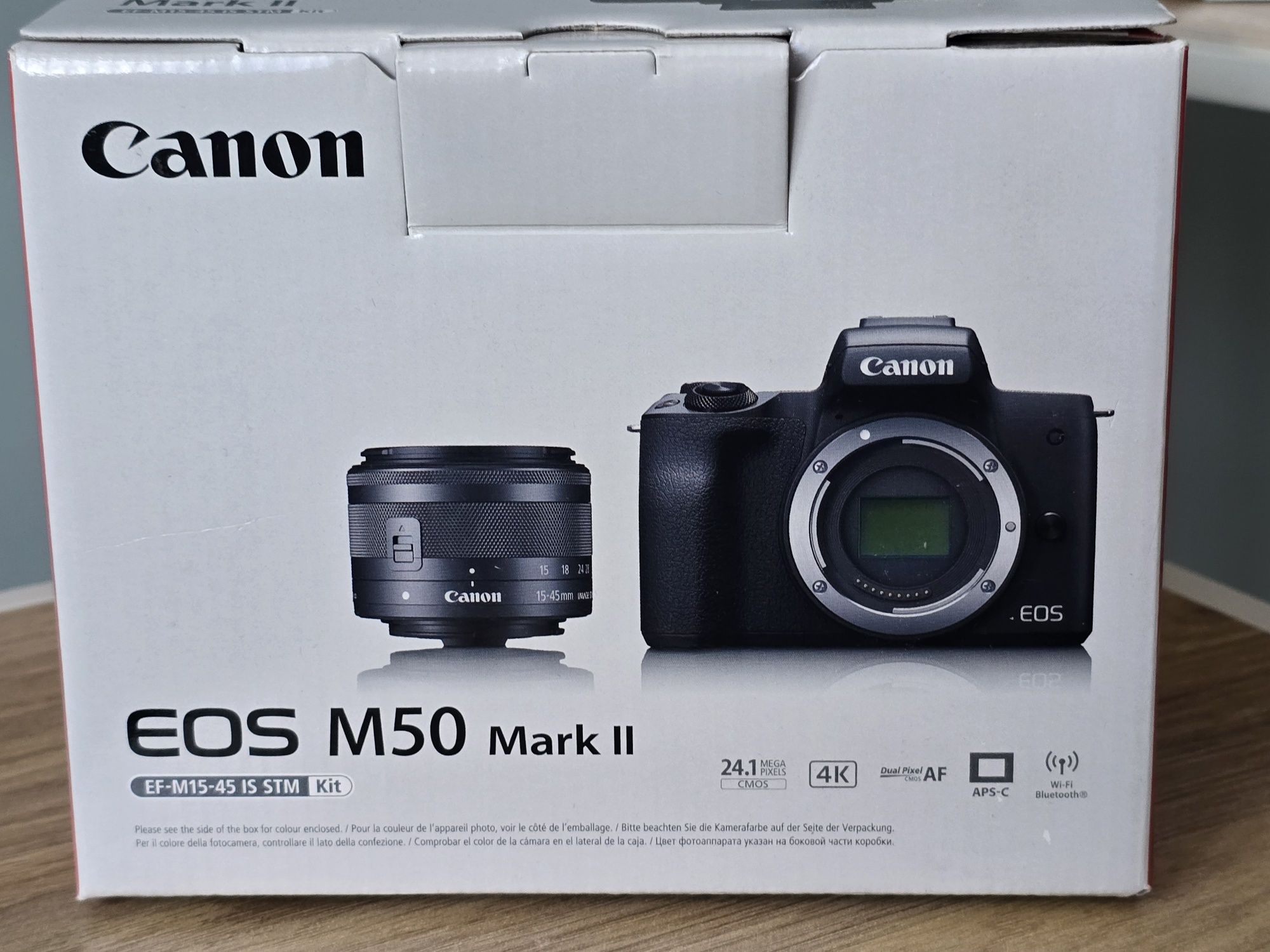Aparat foto EOS M50 + dodatki
