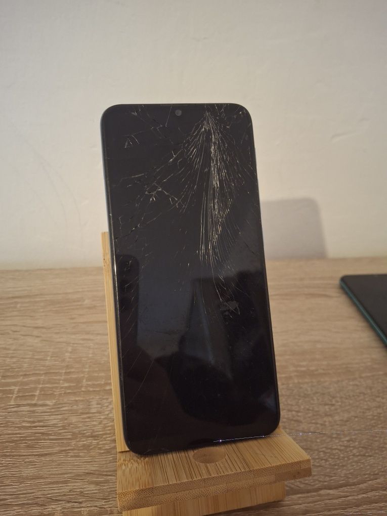 Motorola e7 під заміну дисплея