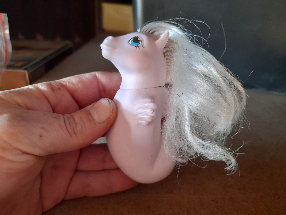 Kucy syrenka z lat 80 firmy hasbro