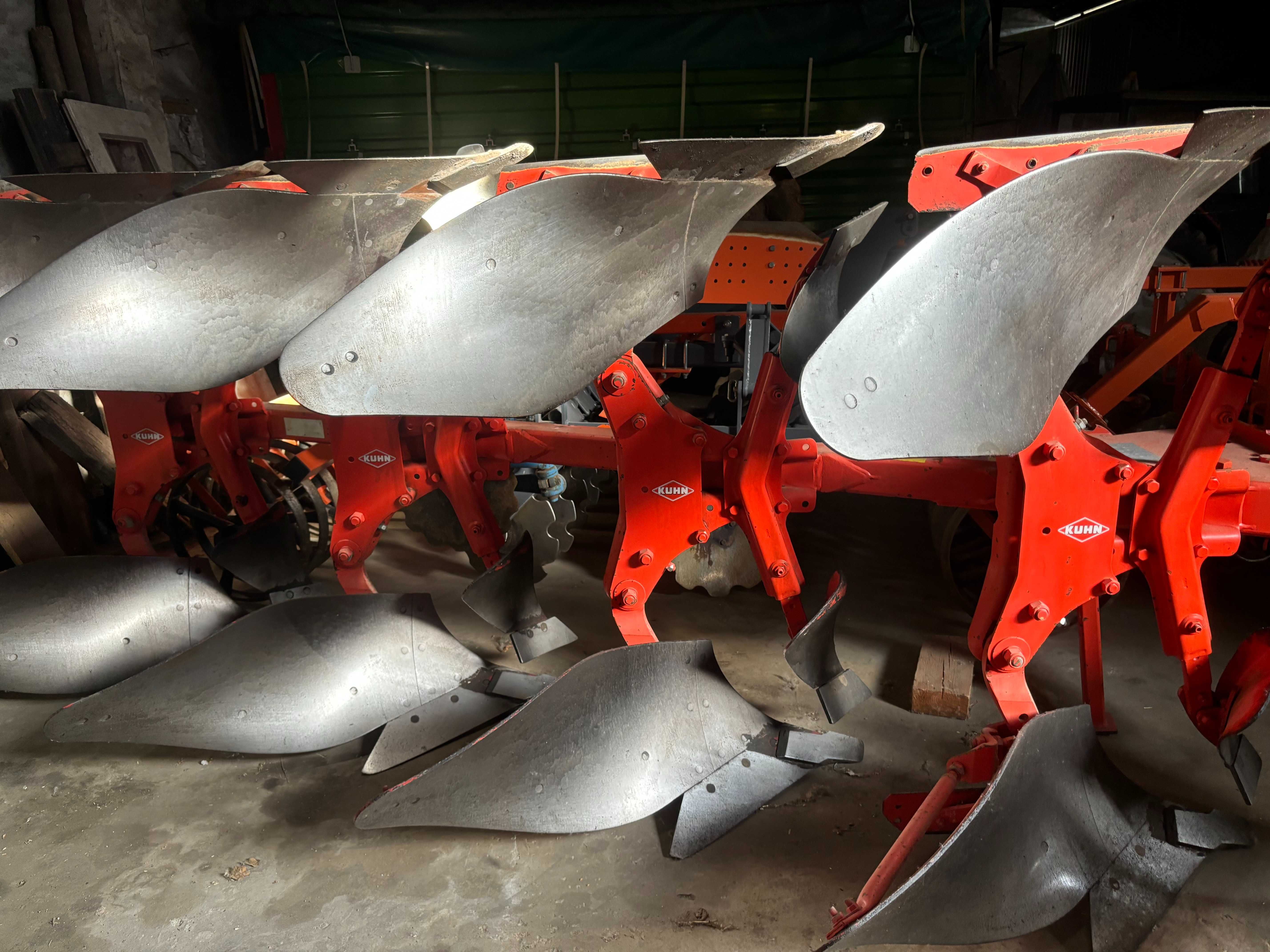 Pług obrotowy 4-skibowy Kuhn, Lemken,