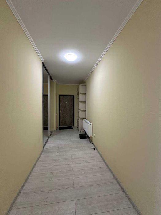 Продаж 2-кімнатної квартири в новому будинку в центрі міста