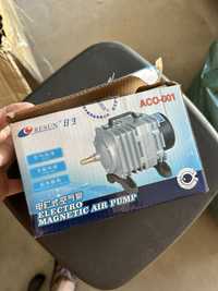 Resun ACO-001- компрессор для аквариумов и прудов (38 л/мин, 18 вт)