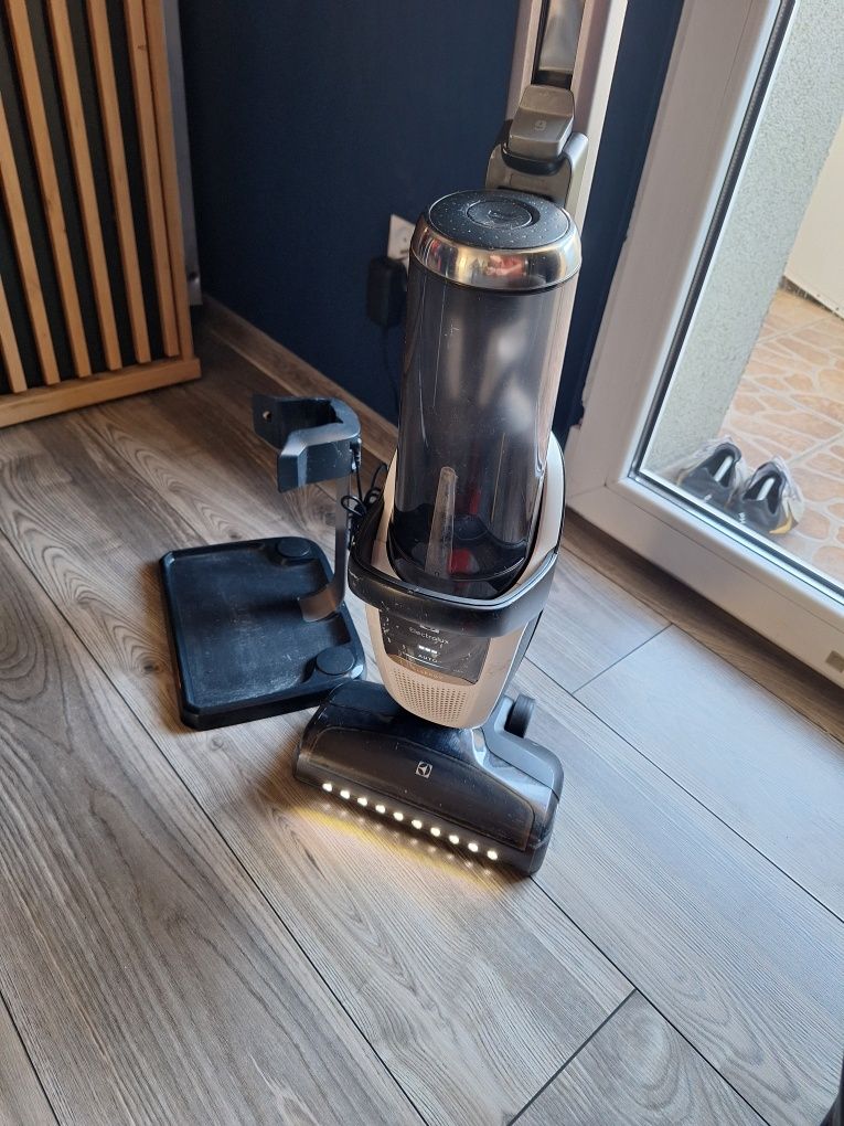 Odkurzacz pionowy Electrolux