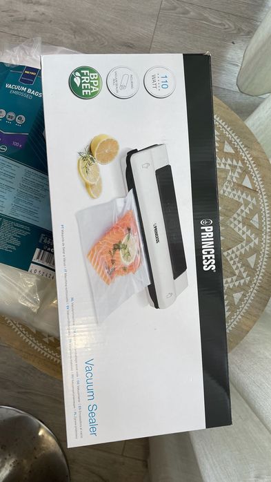 Seladora a vacuo PRINCESS + sacos para embalar