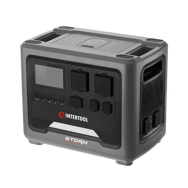 Зарядна станція 1.8 кВт 1536 Втг (60 Аг) STORM INTERTOOL WT-7012