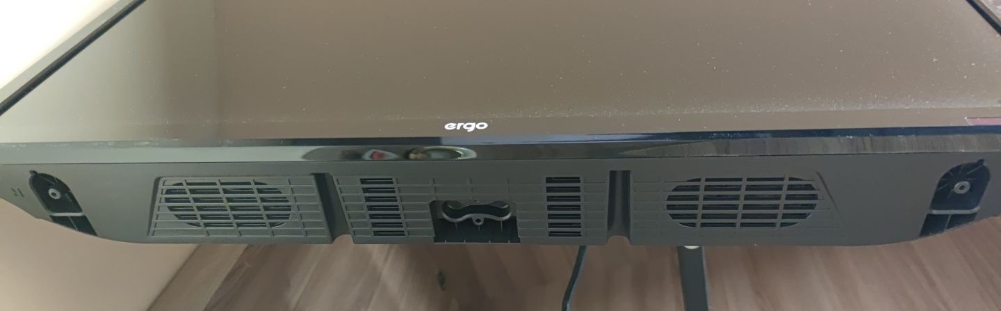 Телевизор smart ERGO 24