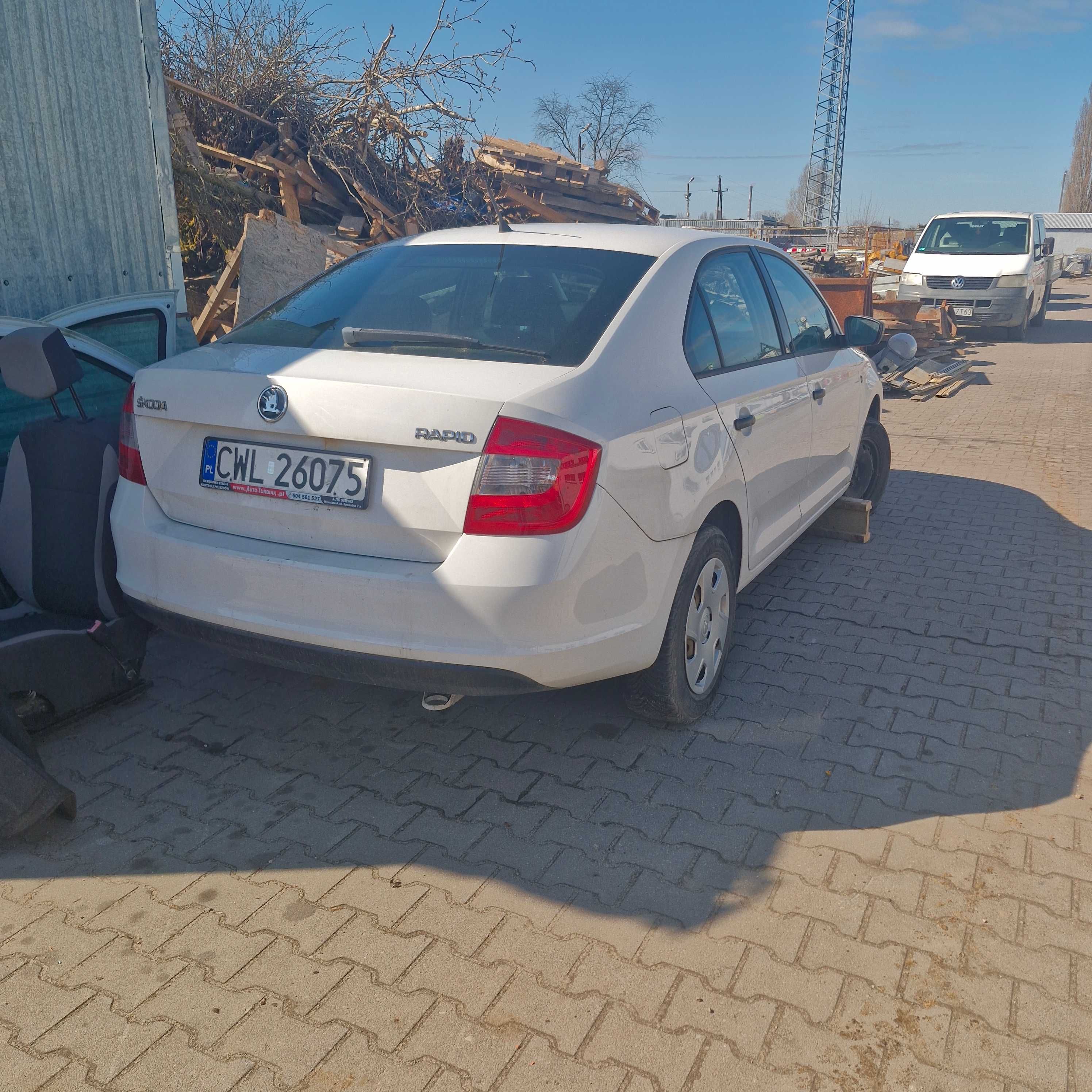 Skoda Rapid 1,6 tdi uszkodzony silnik