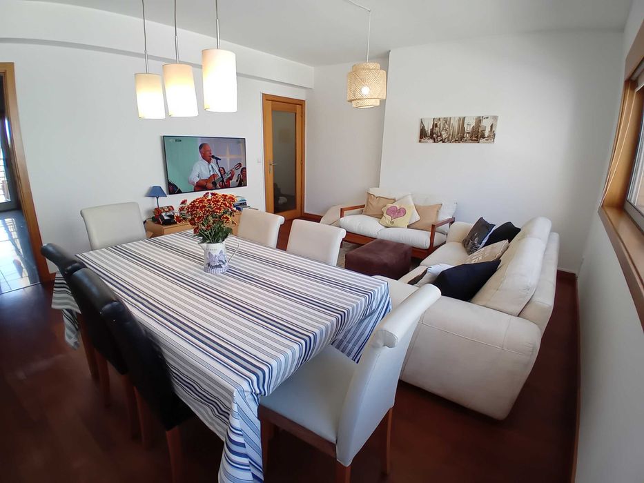 Vende-se Apartamento T2 Aveiro Glicínias