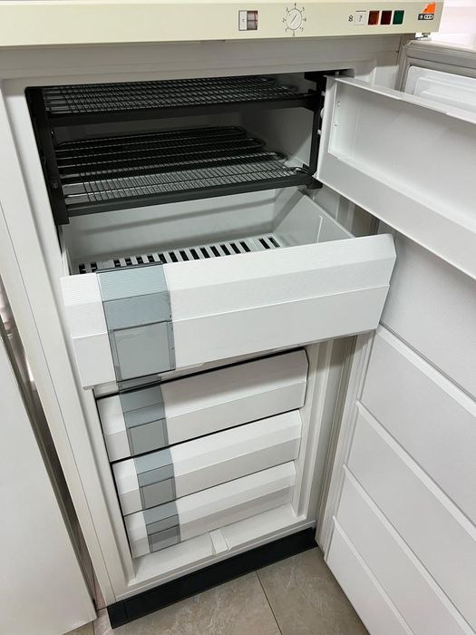 Морозильна камера з Німеччини