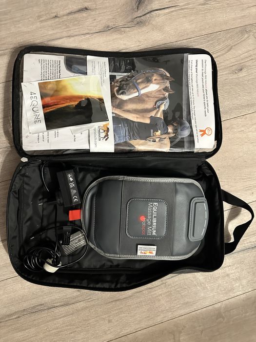 Aparat do masażu koni z funkcją podgrzewania Massage Mitt HOTSPOT