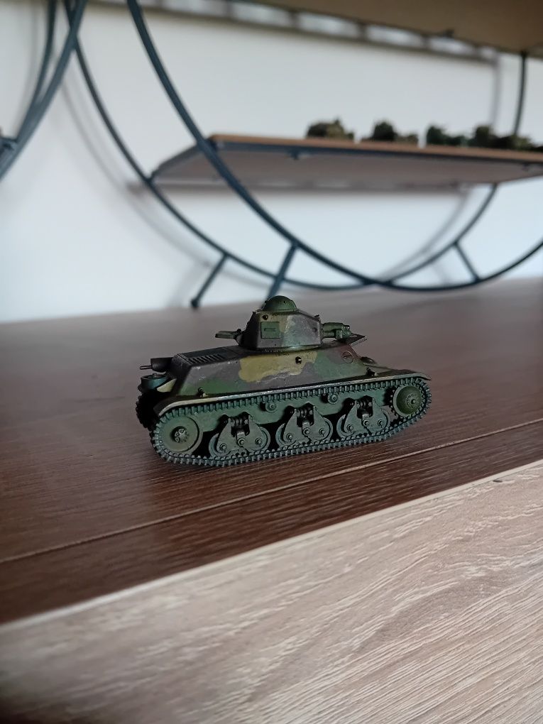 Żywiczny model w skali 1/72 hotchkiss h 38