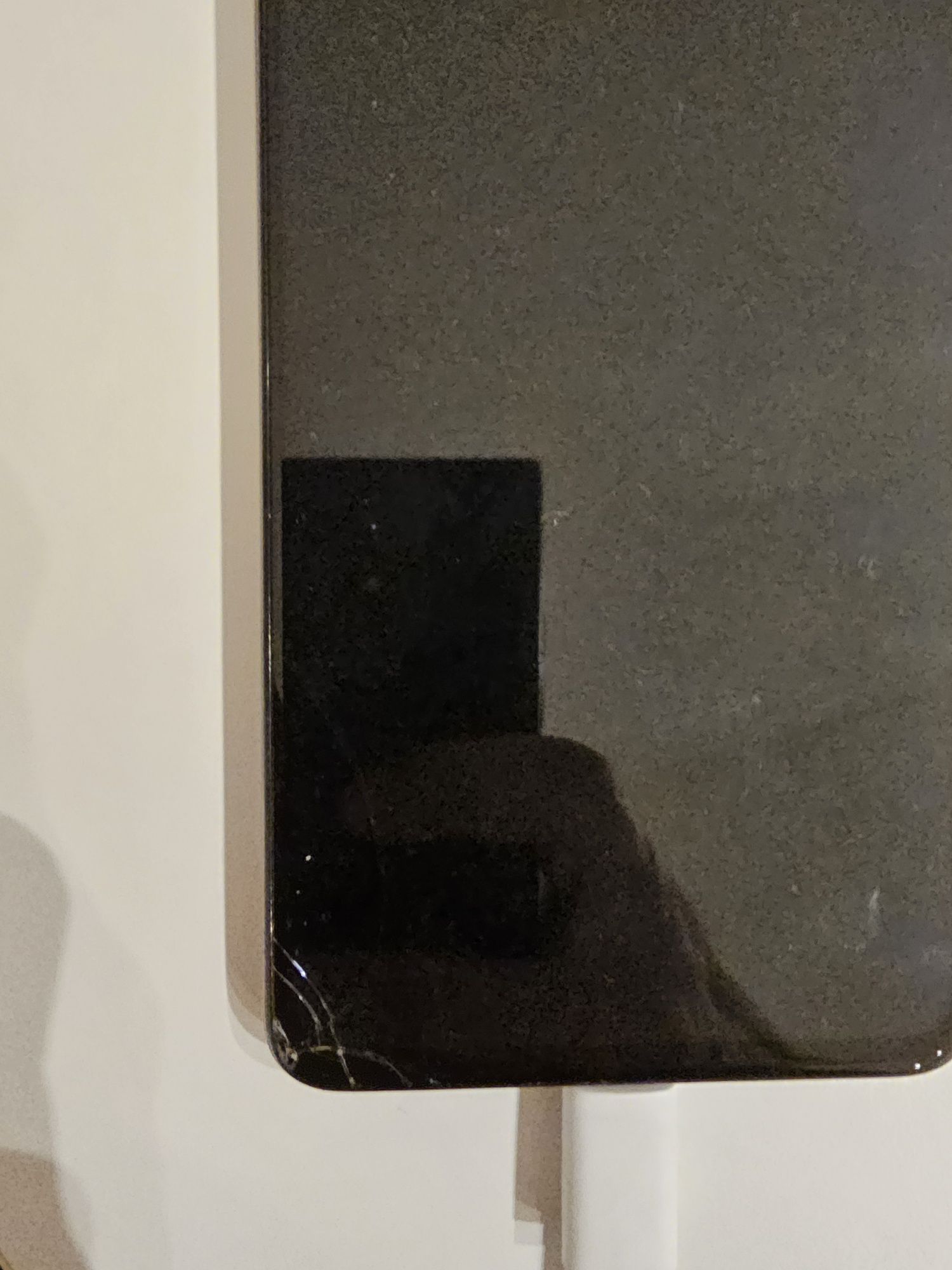 Dois telemóveis Huawei e Samsung