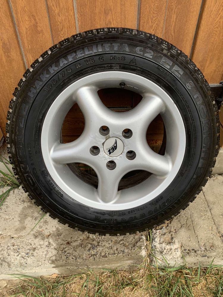 Колеса на VW т4 nokian