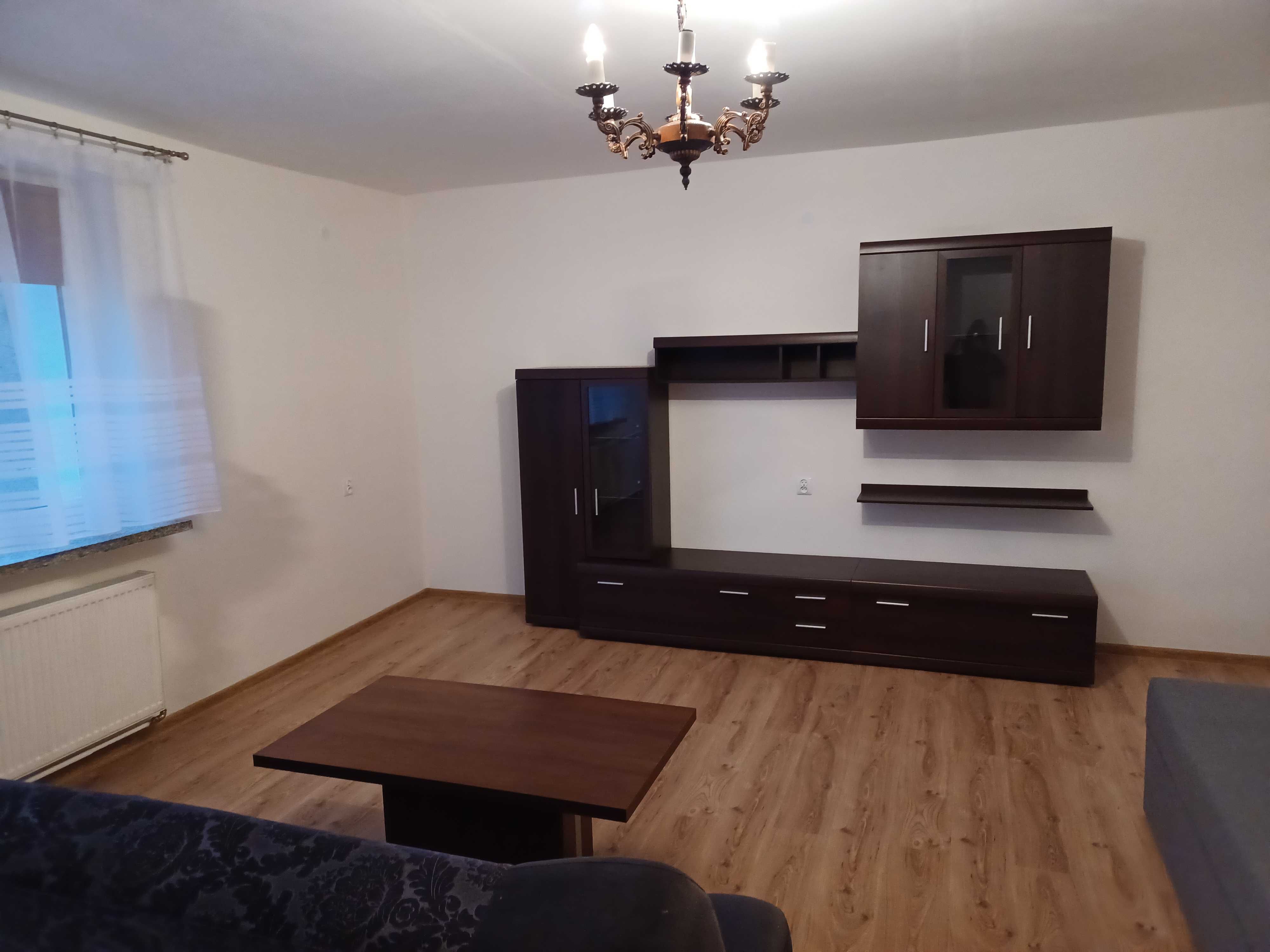 Pokój  jedno/dwuosobowy 27m²