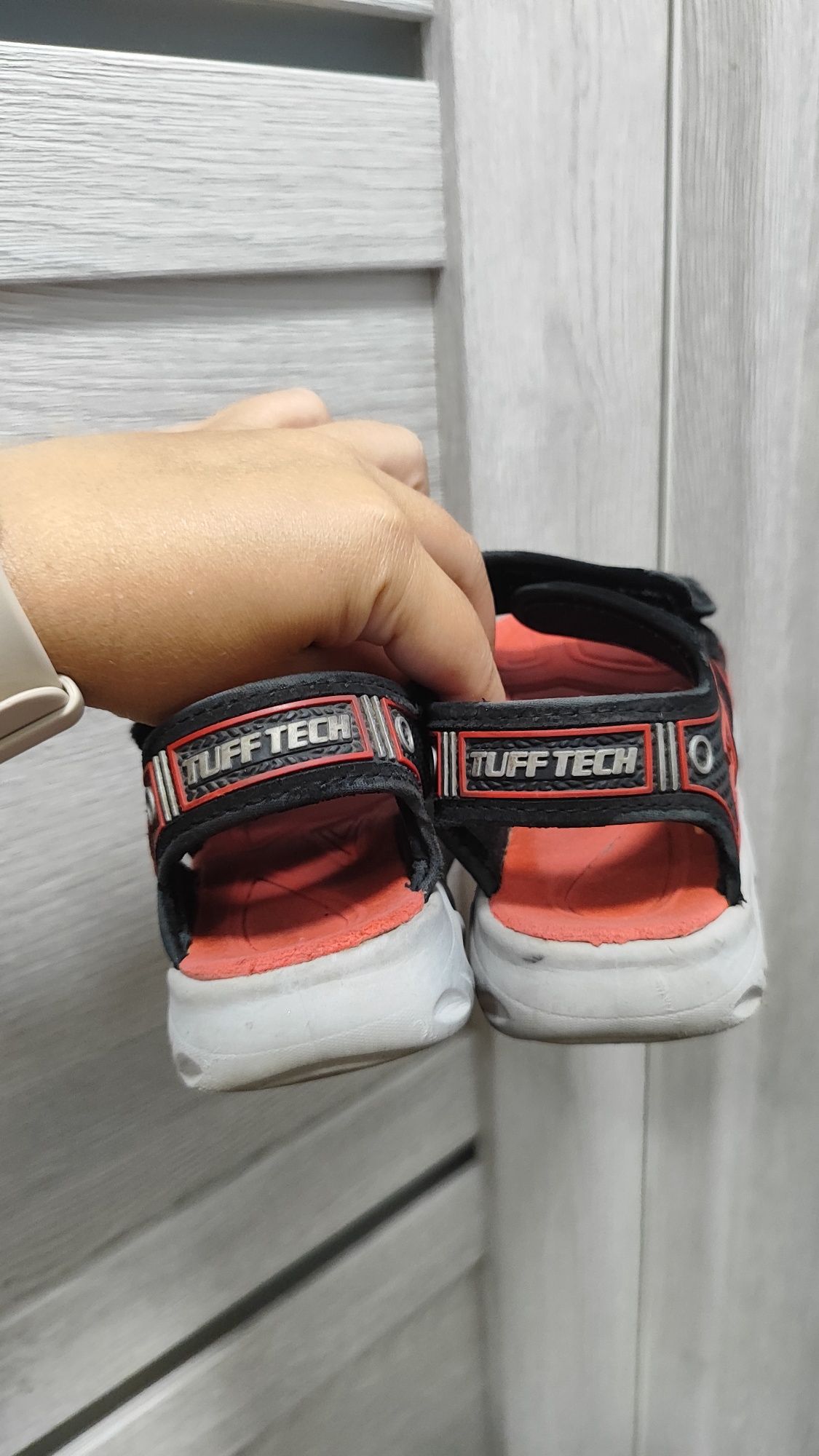 Дитячі сандалі босоніжки skechers 28.5