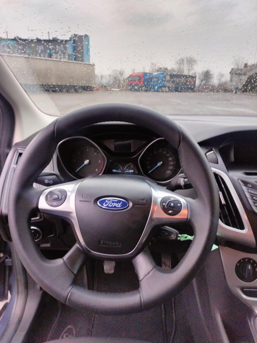 Ford Focus 3 universal