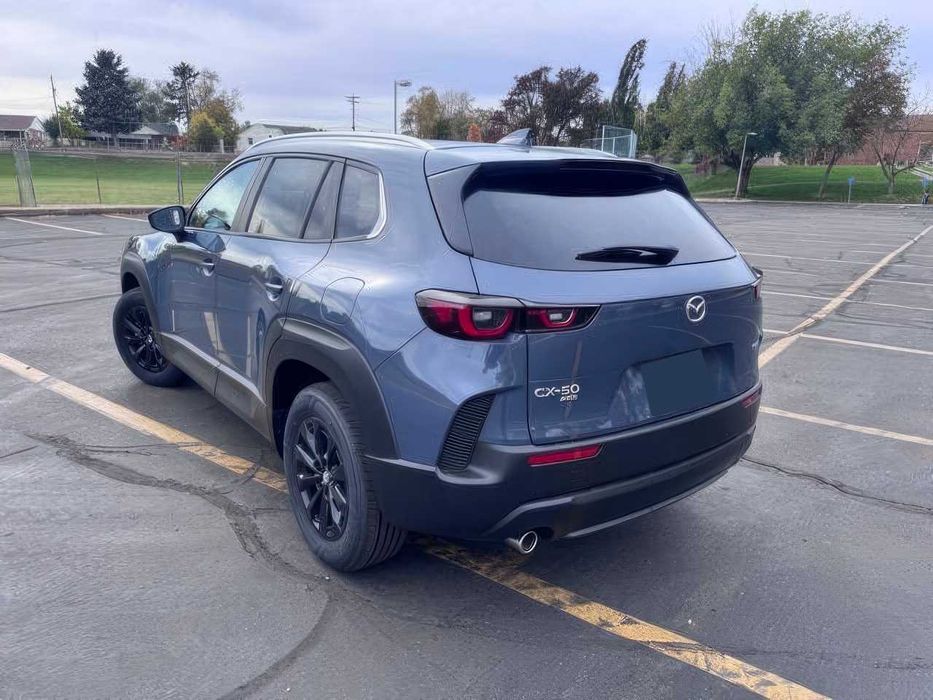 Mazda CX-50      2025