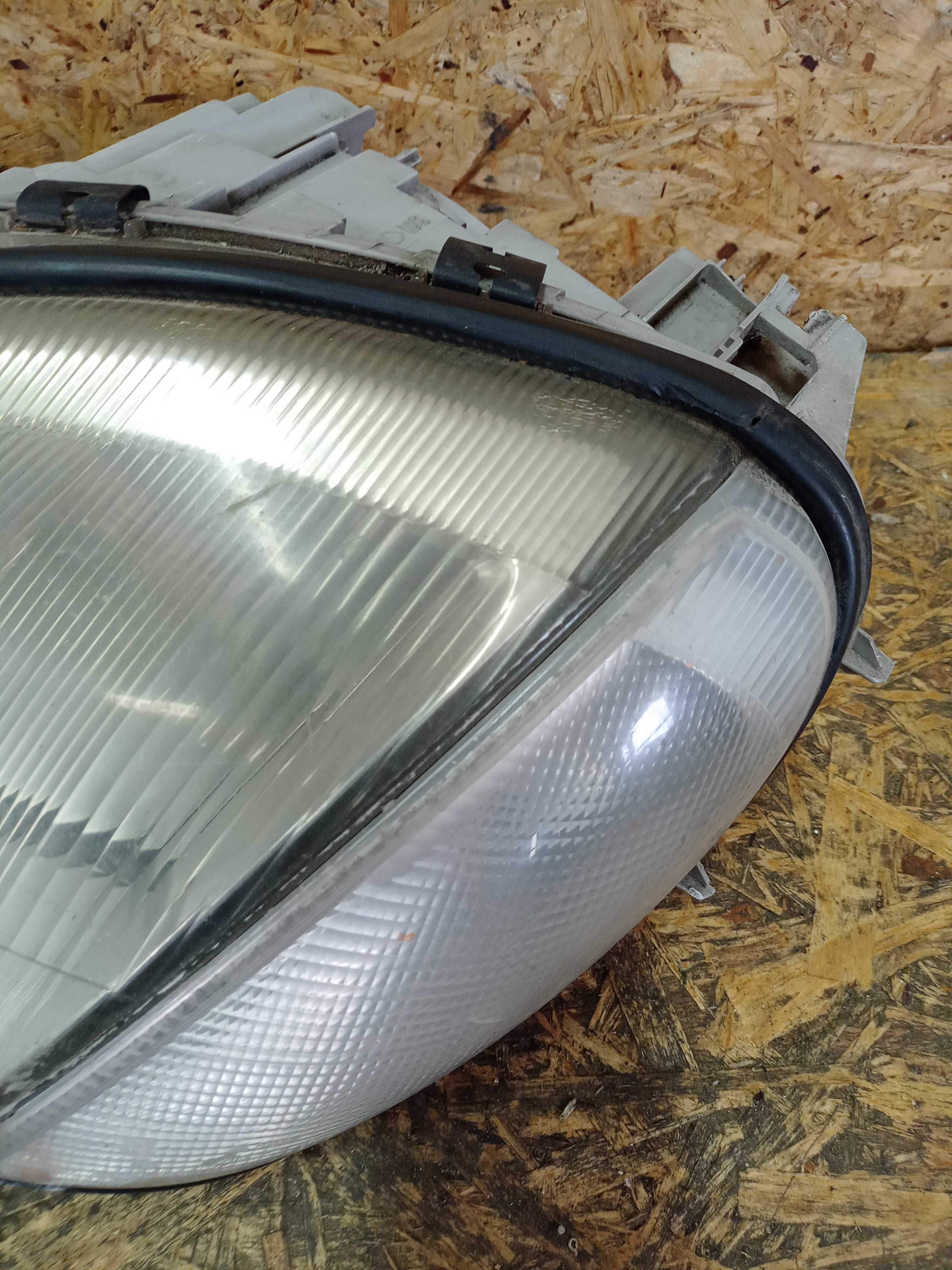 Mercedes R170 SLK lampa przód przednia prawa lewa EU europy oryginał