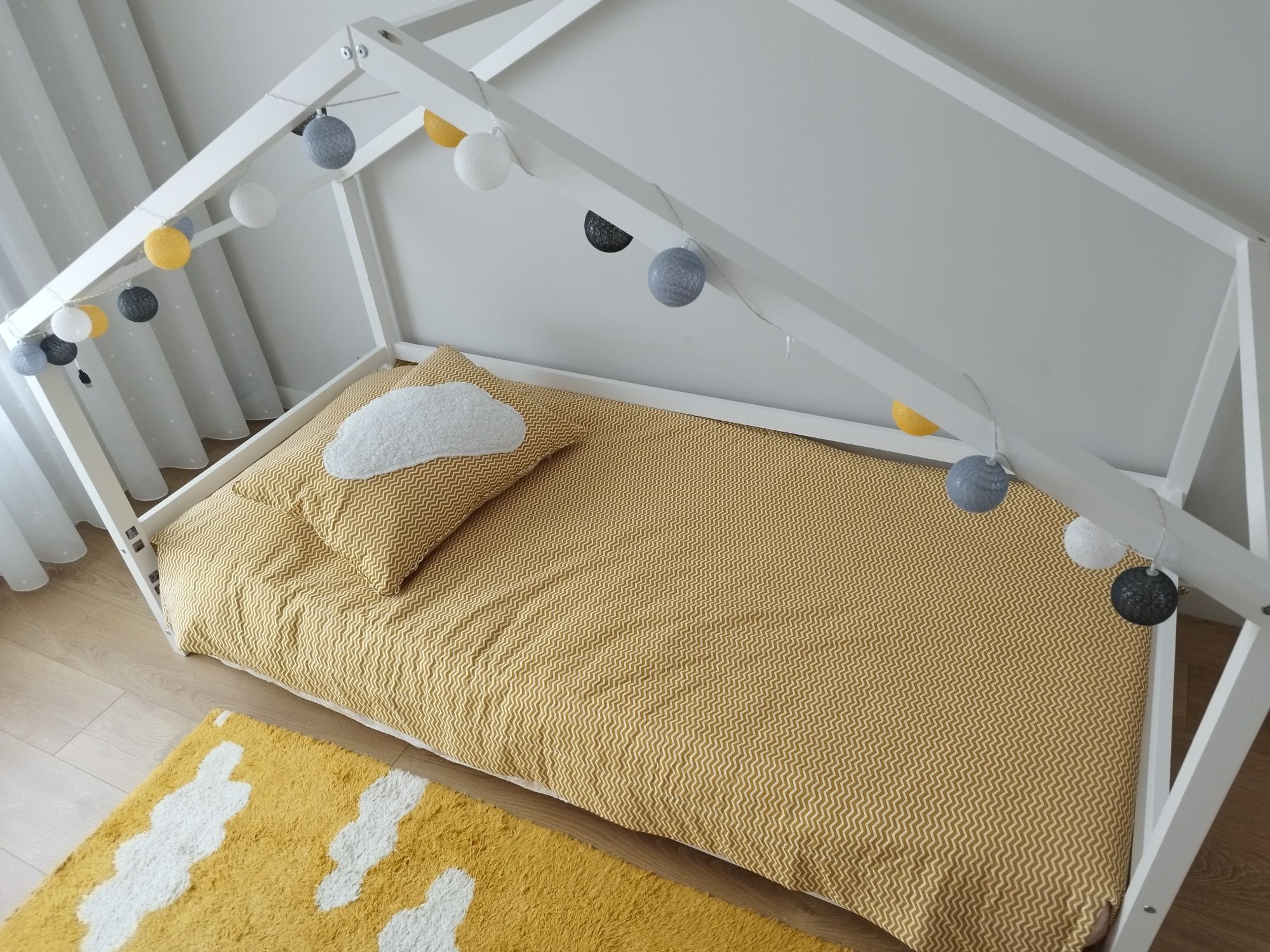 Cama casinha com colchão (DESCIDA DE PREÇO]